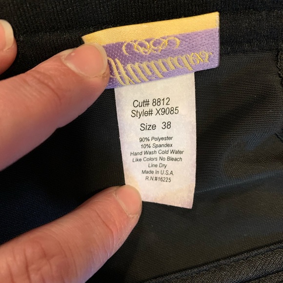 Vintage Black Velvet Corset with Red Hearts - Picture 11 of 11